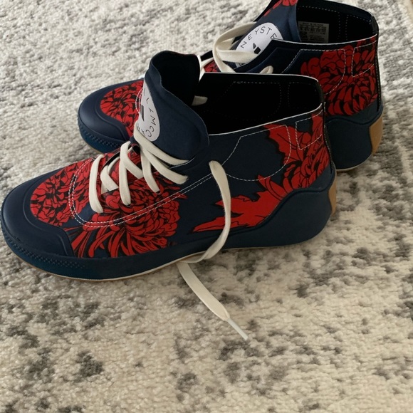 Stella McCartney x Addidas Limited Edition Floral - Picture 4 of 5